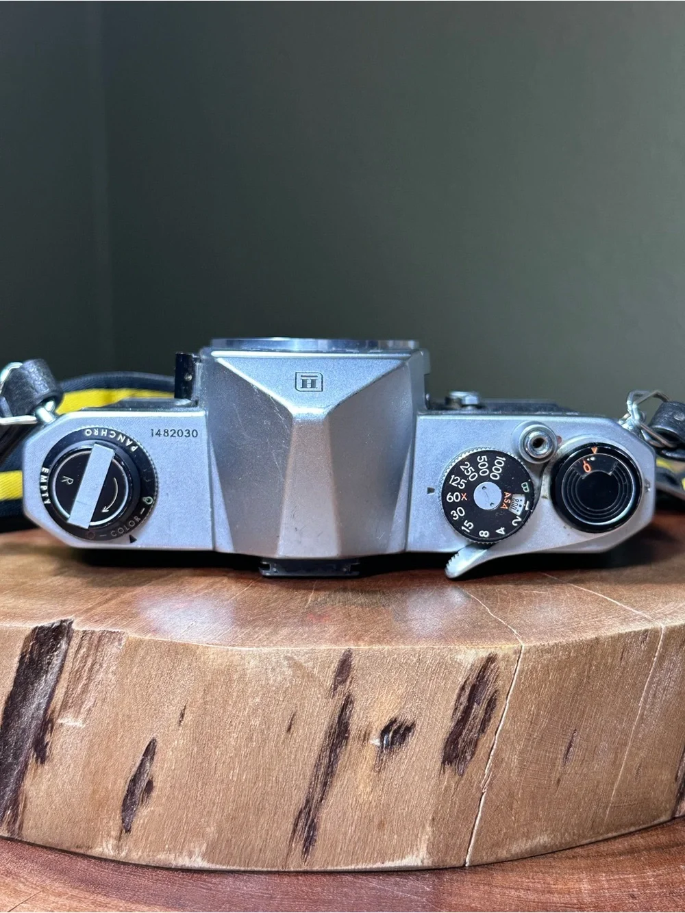 Honeywell Pentax Spotmatic Vintage Film Camera Body for Parts, Display, Prop